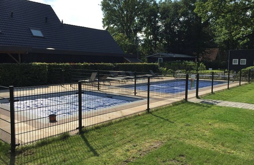 IJhorst Ski Chalet | Chalet with dishwasher, 1 km. of a national park