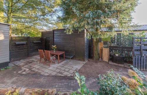 Krachtighuizen Ski Chalet | Chalet with Fireplace in the Heart of Veluwe