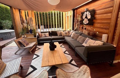 Chamonix City Centre Ski Chalet | Chalet with garden close to the slopes