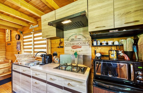 Novalaise Ski Chalet | Chalet 'Wyoming Lodge Luxe - Spa' with Lake View, Wi-Fi and Air Conditioning