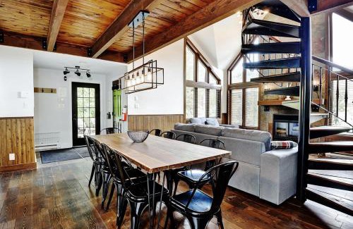 Stoneham Ski Chalet | Chalets Alpins 44 Chemin des Skieurs
