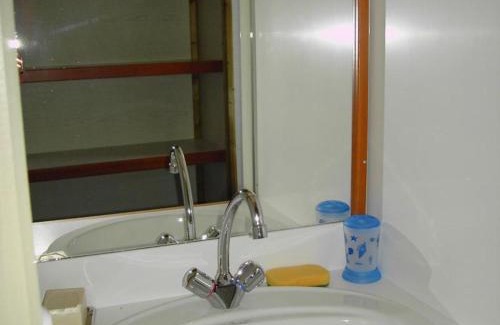 Echassieres House | Chalets Confort avec Terrasse, Animaux Admis - FR-1-489-288