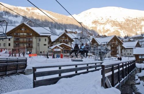 Valloire Apartment | Chalets Du Galibier I - Studio + mezzanine 4 personnes 3 exposé Nord MAE-3654