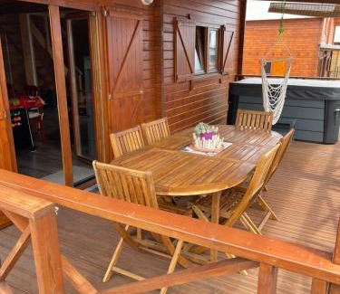 Le Centre Ski Chalet | Chalets Ti Dalons
