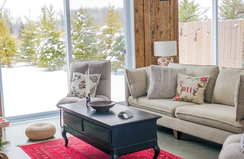Lac-Brome House | Chaleureuse Maison au Lac-brome