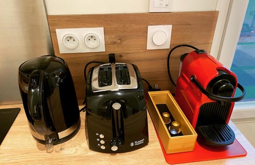 Justices Apartment | Chaleureux Studio climatisé