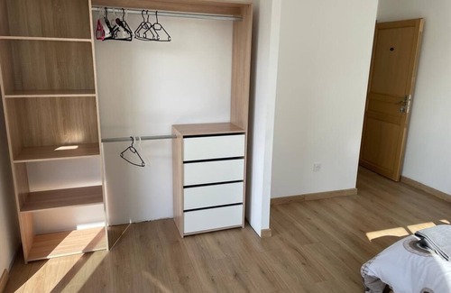 Sainte-Genevieve-des-Bois Hotel | Chambre Dans Maison D'hote