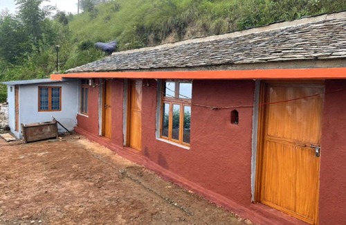 Chamba House | Chamba Farmstay by StayApart, Tehri