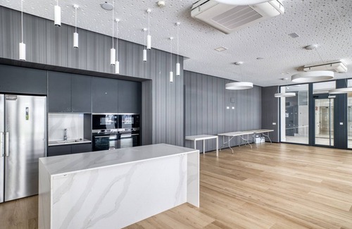 Chamberi Apartment | Chamberí 3BR+Gym & Pool, in the Business District