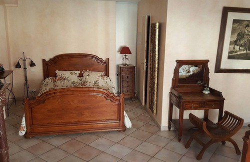Ferrals-les-Corbieres Bed & Breakfast | Chamber limouxine