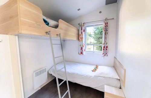 Eymouthiers House | Chambon Gorges Campsite* - FAMILY CLASSIC (for people with reduced mobility), 27M² - 3 AD + 1 ENF - AIR CONDITIONING 4 people