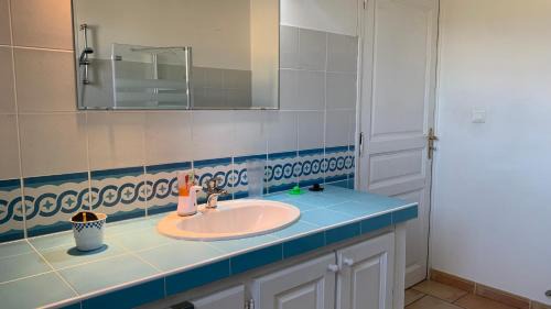 Chateau-Arnoux-Saint-Auban House | Chambre "tendresse" dans maison provençale chez l'habitant