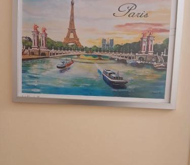 Epinay-sur-Seine Bed & Breakfast | Chambre à 20 minutes de Paris TOUR EIFFEL, APPARTEMENT COMMUN