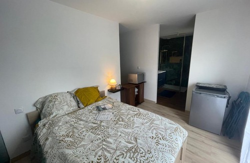 Jougne House | chambre à la frontière