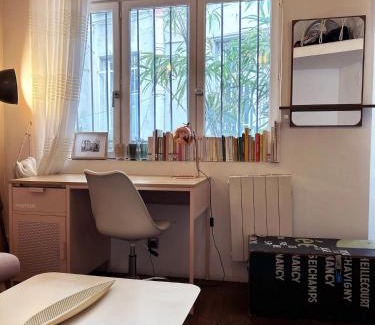 Quartier de la Chapelle House | Chambre à Montmartre Atelier architecte