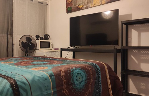 Bas du Fort Bed & Breakfast | Chambre Équipée Chez L'habitant Près des Plages