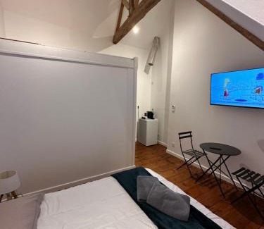 Pons Hotel | Chambre 3 Face au Donjon