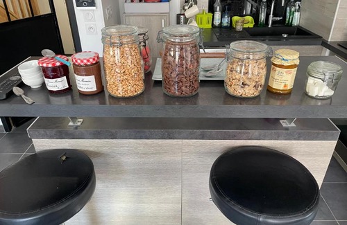 La Delorme House | Chambre agréable avec jacuzzi