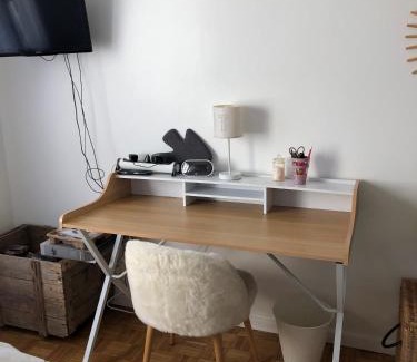 Ris Orangis House | Chambre au calme dans résidence avec terrain de tennis