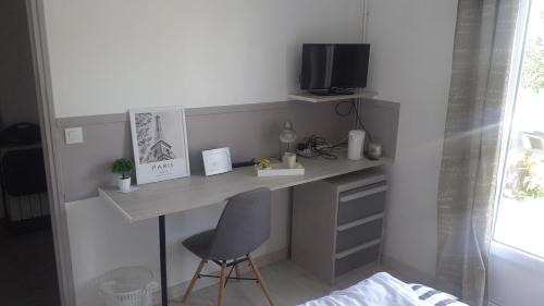 Montayral Bed & Breakfast | Chambre avec Salle de bain et WC privés