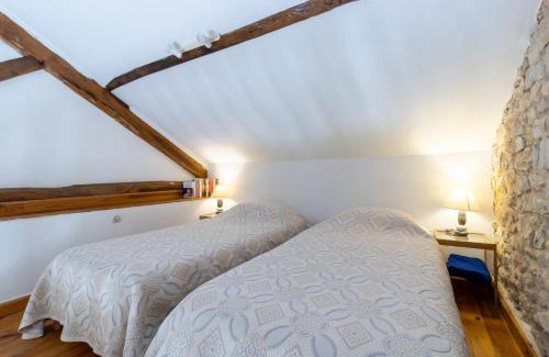 Auriac-du-Perigord Bed & Breakfast | Chambre Bleuet