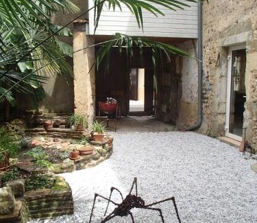 Samadet House | Chambre chez Annick