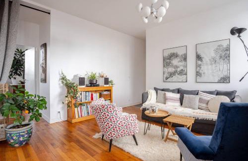 Richebourg - Saint-Clement House | Chambre chez l'habitant - Arty & Élégante - SDB privée