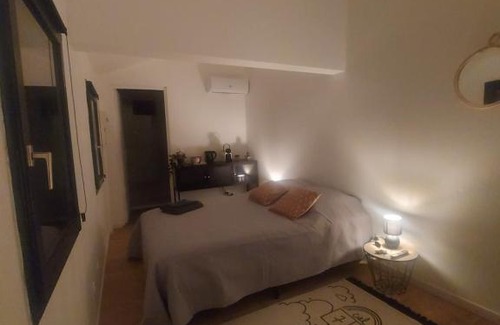 Saint-Jean-de Niost House | Chambre confortable et indépendante - Proche aéroport, Lyon et la Plaine de l'Ain