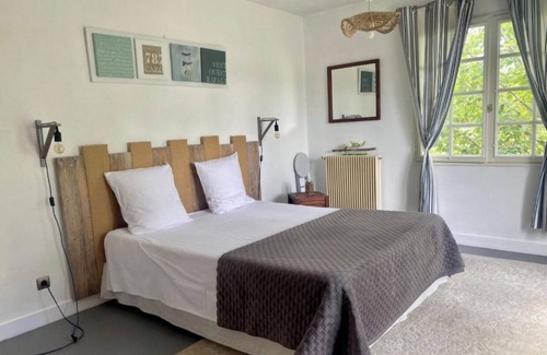 Saint-Morillon Bed & Breakfast | Chambre D'Elisa 1