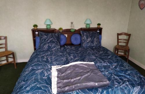 La Rochefoucauld Bed & Breakfast | Chambre d hôte de la paix