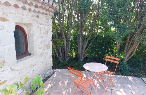 La Garde-Adhemar Bed & Breakfast | Chambre d'hôte