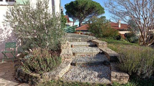 Charly Bed & Breakfast | Chambre d'hôte l'Olivier