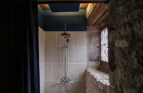 Issoudun Bed & Breakfast | Chambre d'hôte médiévale