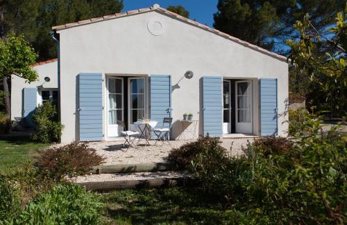La Motte-dʼAigues Bed & Breakfast | Chambre d'hôtes le Mirail