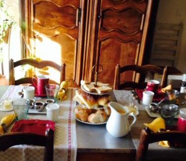 Forcalquier Bed & Breakfast | Chambre d'hôtes La Margotte