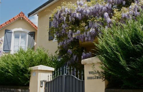 Besancon Bed & Breakfast | Chambre d'Hôtes La Villa Molina