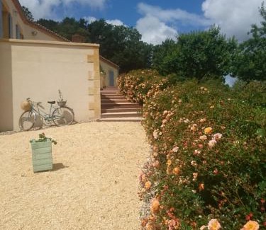 Cadouin Bed & Breakfast | Chambre d'Hôtes Les Bruyères