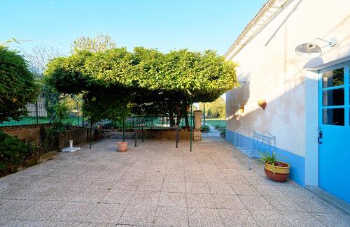 Neuvic Bed & Breakfast | Chambre D'hotes - La Bonbonnière