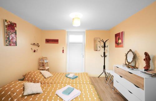 Neuvic Bed & Breakfast | Chambre D'hotes - La Bonbonnière