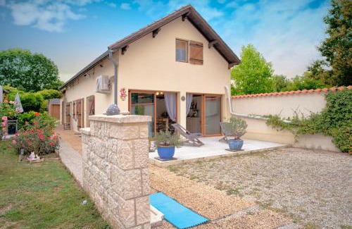 Mouleydier Bed & Breakfast | Chambre D'hotes Les Tuilières