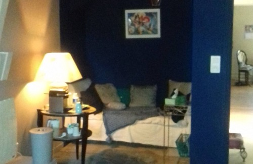 Quievy Villa | Chambre Dans Maison de Famille Avec Grand Jardin