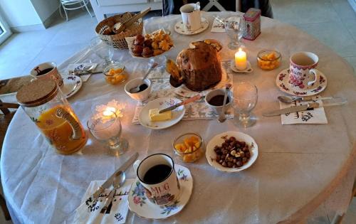 Saint-Andre-de-la-Marche House | Chambre dans un cadre bucolique avec petit-déjeuner