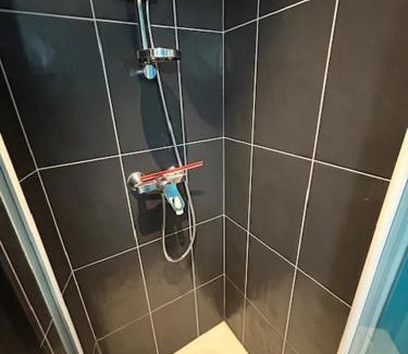 Chatel-Guyon Bed & Breakfast | Chambre double Au TREFLE DORT