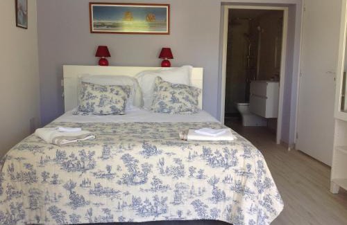 Hendaye House | Chambre double avec salle de bain privative