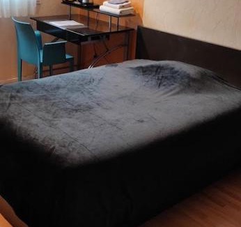 Combs-la-Ville Other | Chambre Grand lit Afrik