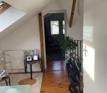 Le Landry Bed & Breakfast | Chambre hôtes nichée sous les toits