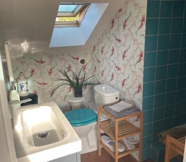 Le Landry Bed & Breakfast | Chambre hôtes nichée sous les toits