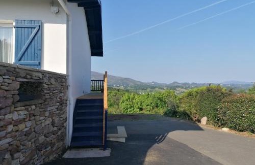 Urrugne House | Chambre indépendante avec WC et salle de bain
