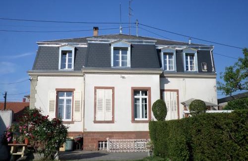 Haguenau House | Chambre individuelle à lit double dans une maison de Maître de 1904