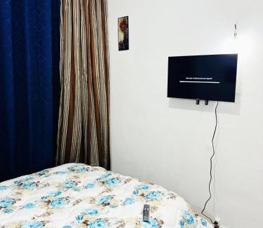 L'Ocean Apartment | chambre journalière laniene